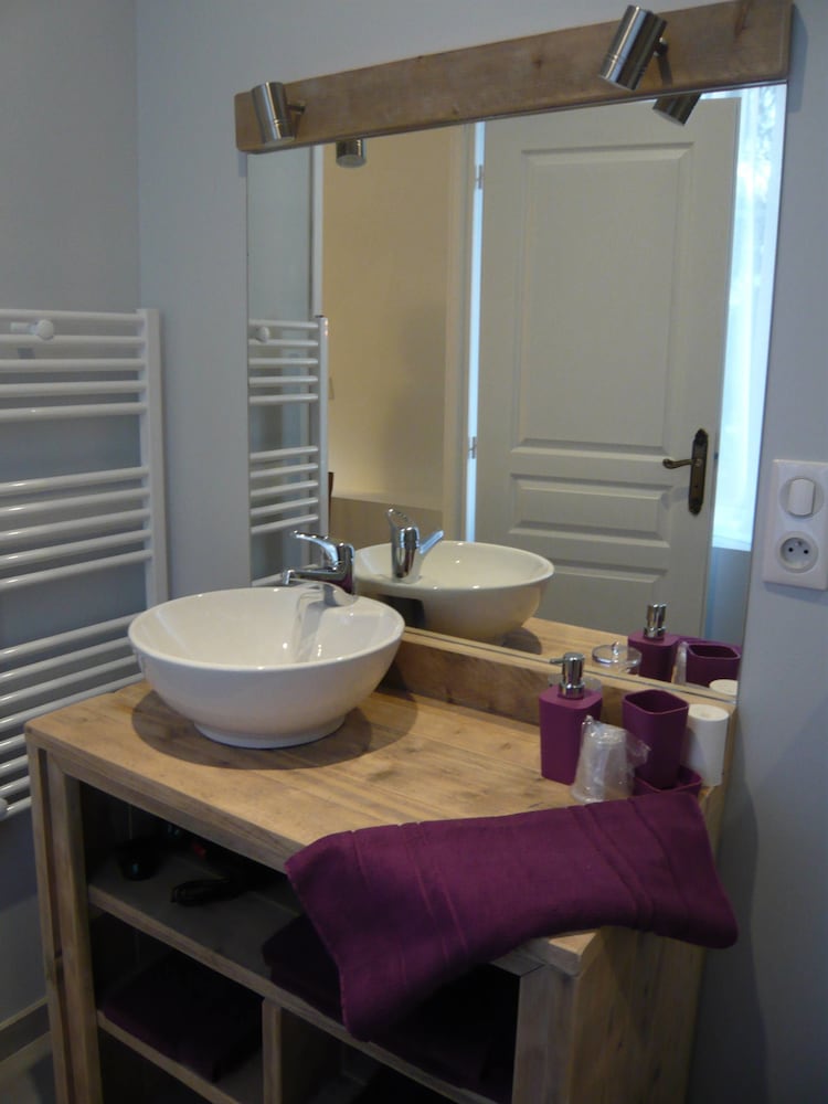Double Room (Iris) photo 3