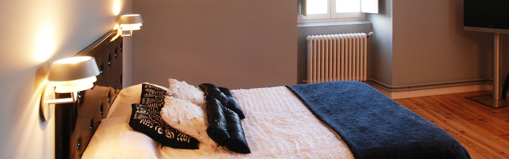 Double Room, Non Smoking, Mountain View photo 3