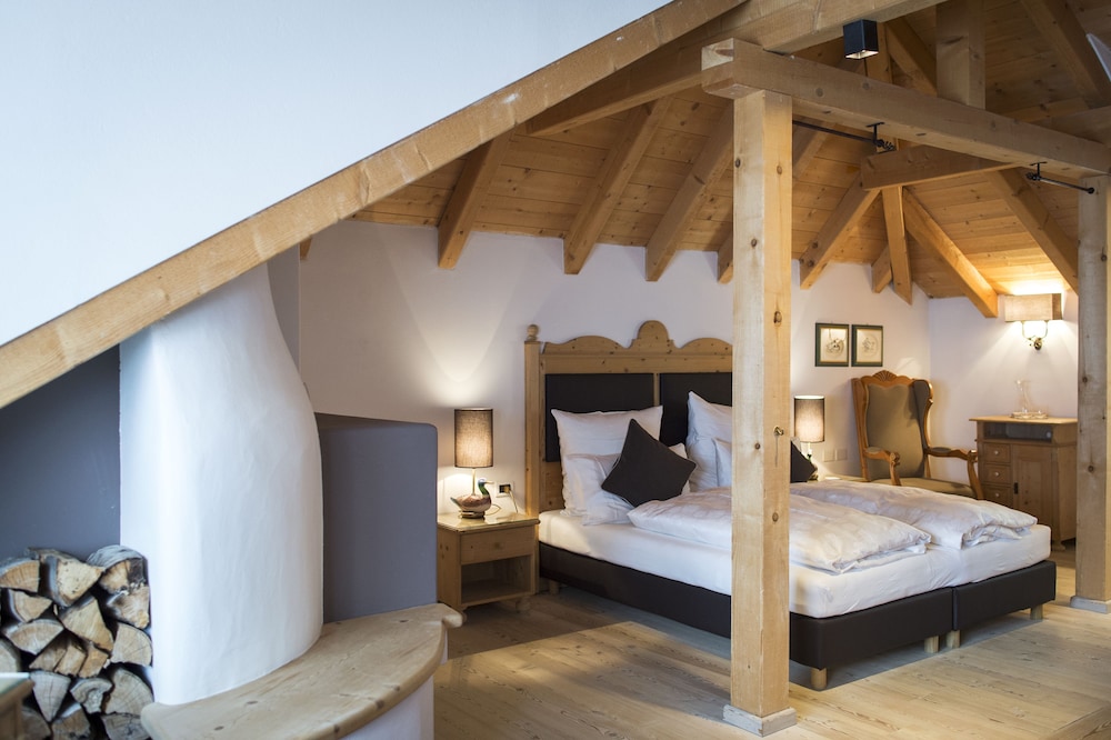 Junior Suite (Attic) photo 1