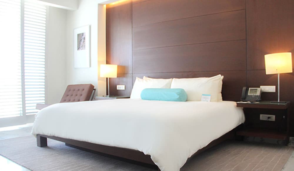 Club 89 King Bed Resort View - Photo 1