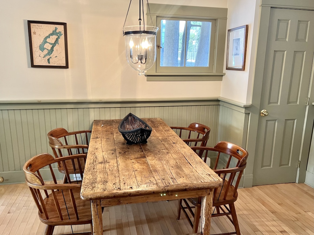 Standard Cottage, 1 King Bed with Sofa bed, Non Smoking (Carriage House) photo 2