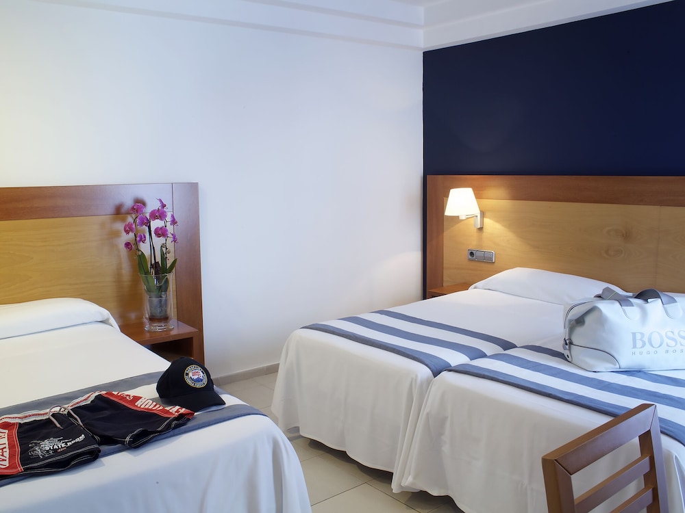Habitación Triple Estándar, Sin Balcón (3 Adultos)