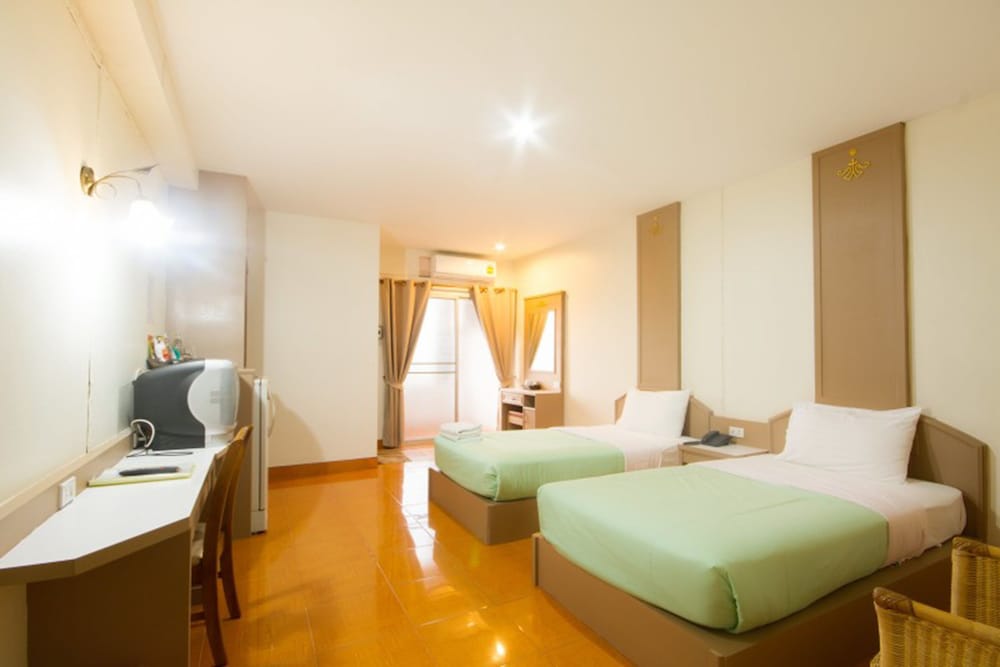 Standard Room photo 2