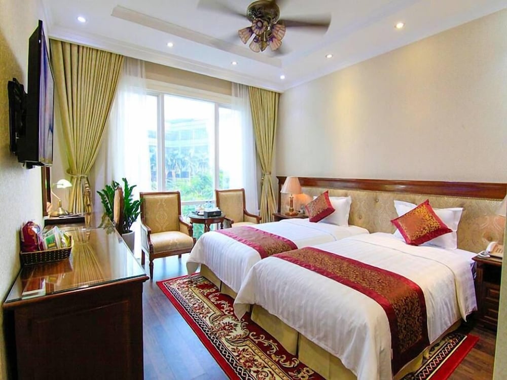 Deluxe Twin Room, City View