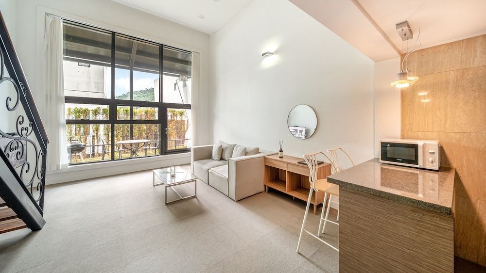 Basic Room, 1 Bedroom (A101(Private BBQ)) photo 1
