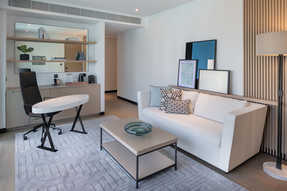 Deluxe Suite, Marina View photo 3