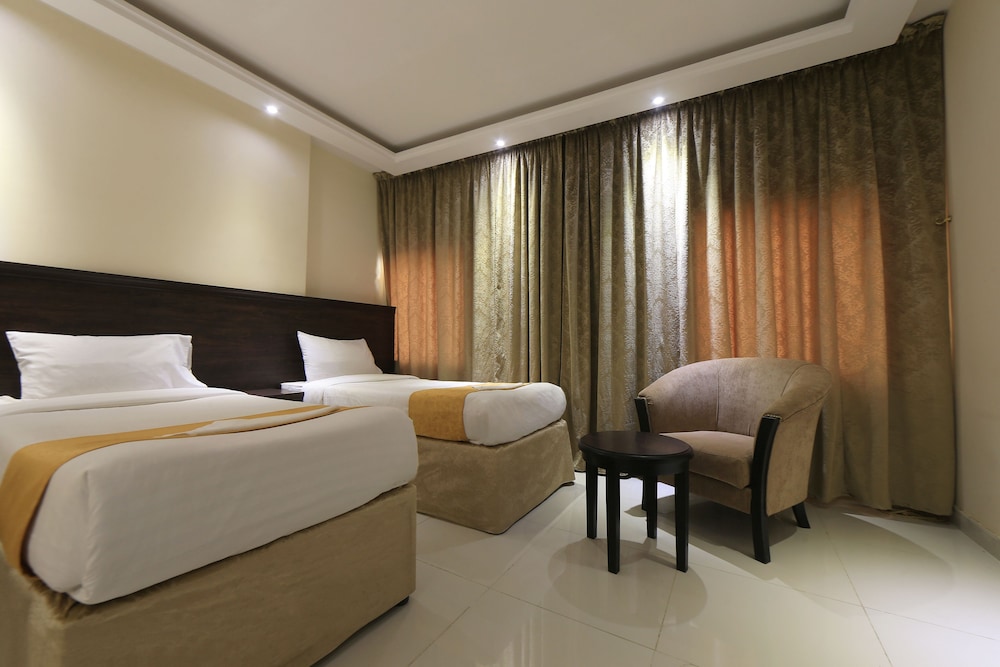 Basic Twin Room photo 1