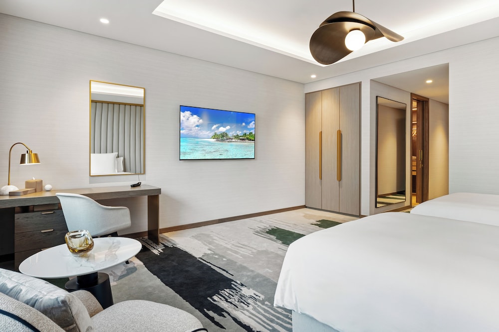 Villa, Multiple Beds