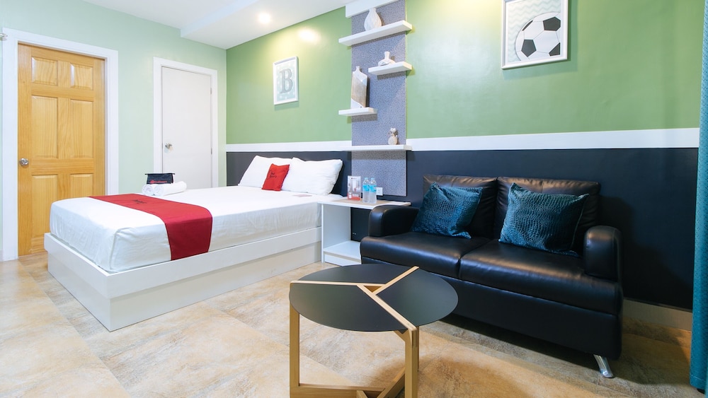 Deluxe Room - Photo 3