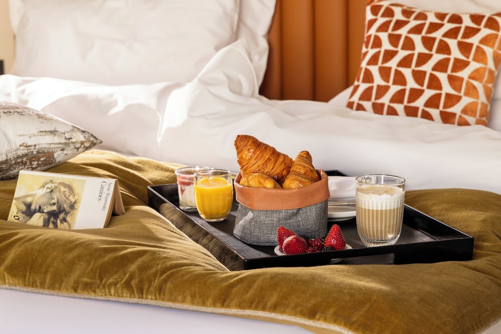 Superior Room Garonne view