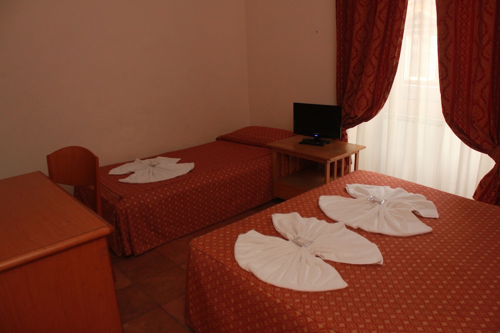 Triple Room photo 1