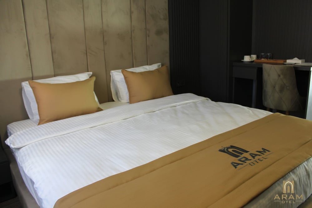 Economy Double Room photo 3