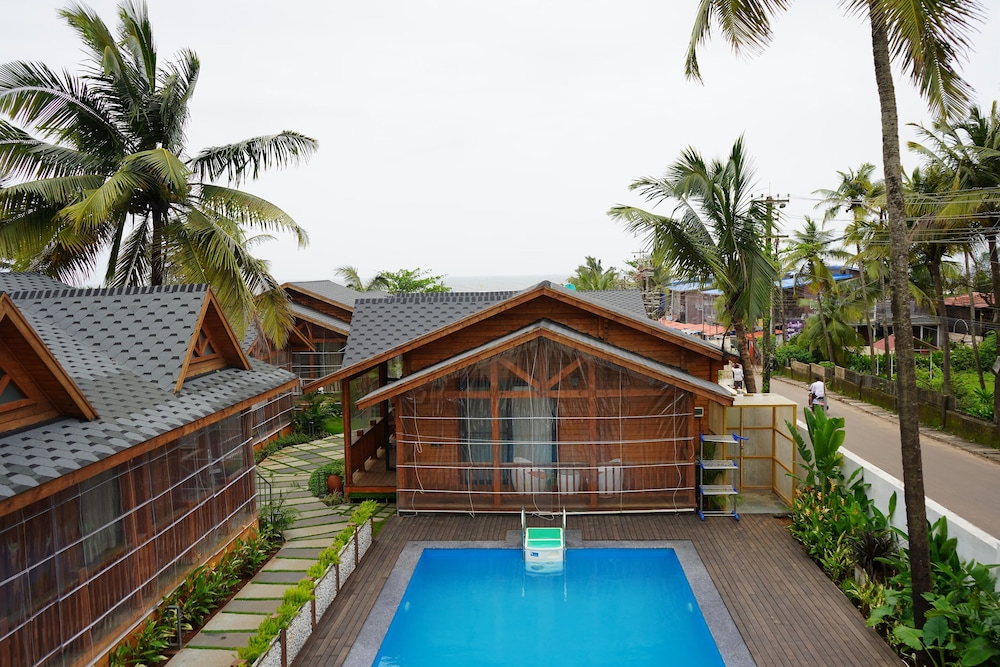 Deluxe Double or Twin Room, Beach View