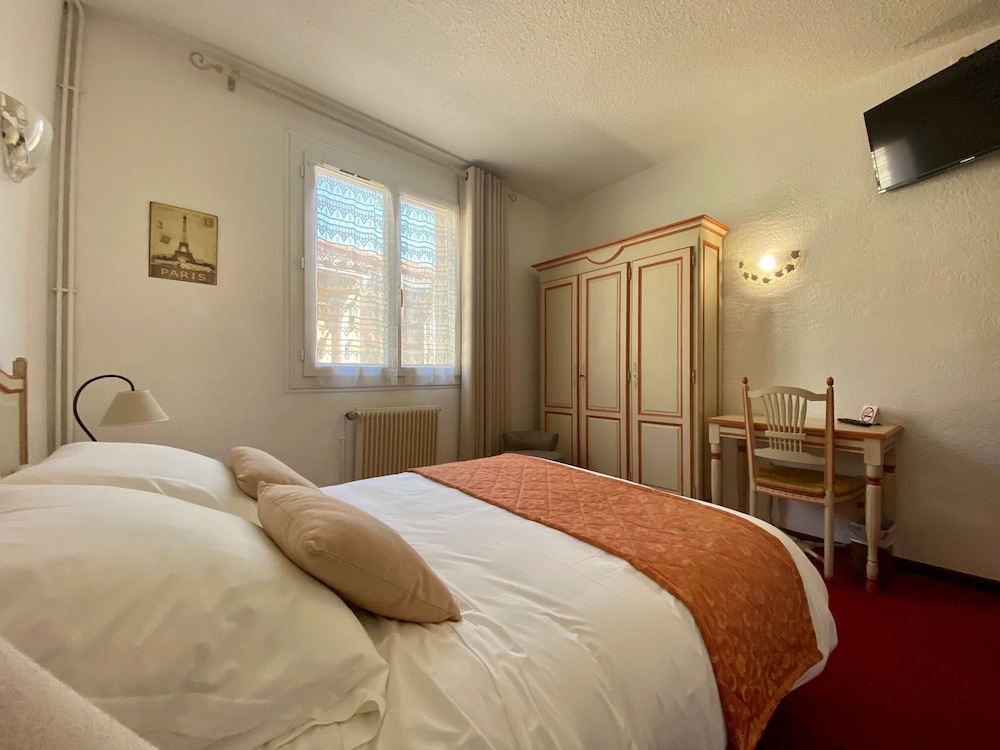 Double Room - Photo 3