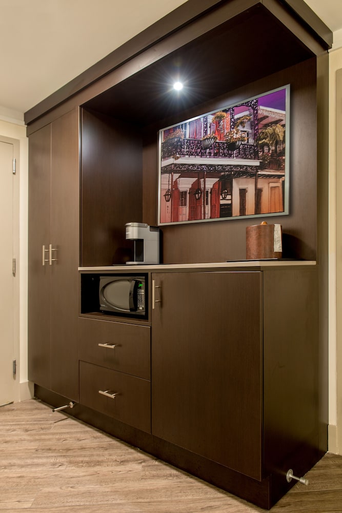 Suite, 1 Bedroom (Top Floor) photo 3