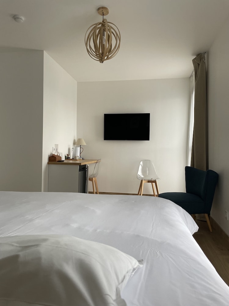 Double Room, Balcony - Photo 7