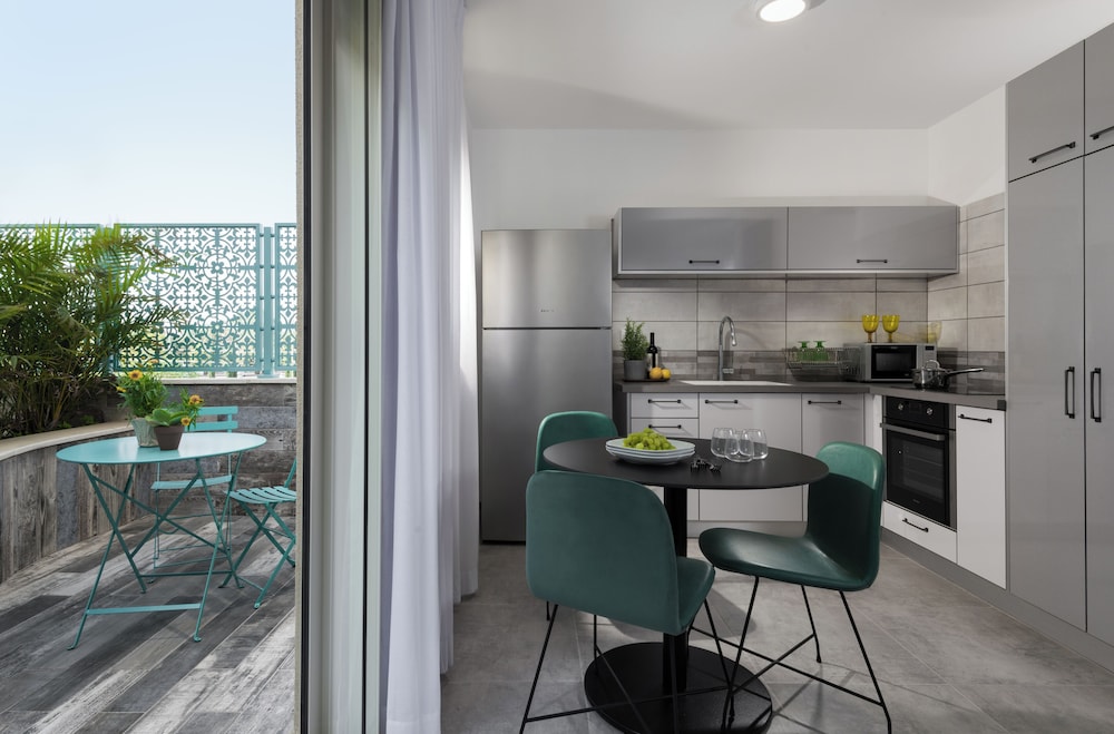 Comfort Apartment photo 3