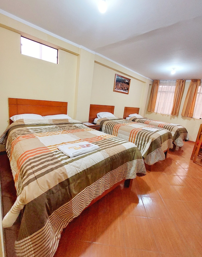 Basic Triple Room photo 2