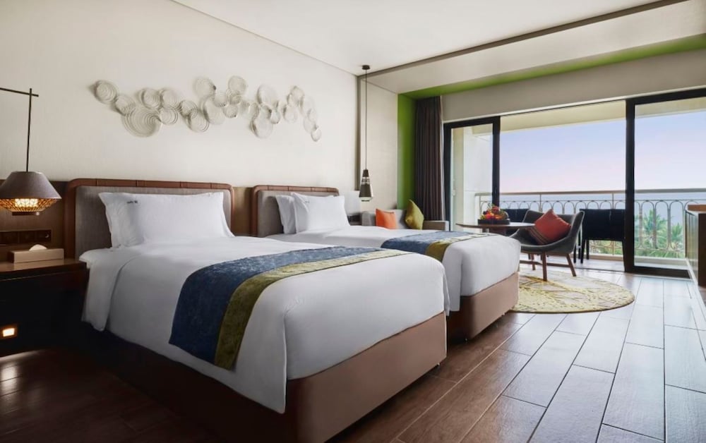 Premium Room, 2 Double Beds, Ocean View (High Floor) - Photo 3