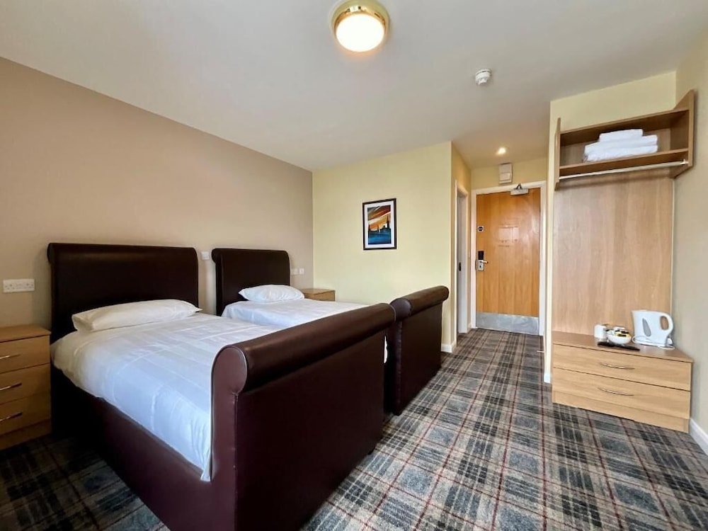 Executive Twin Room - Photo 2