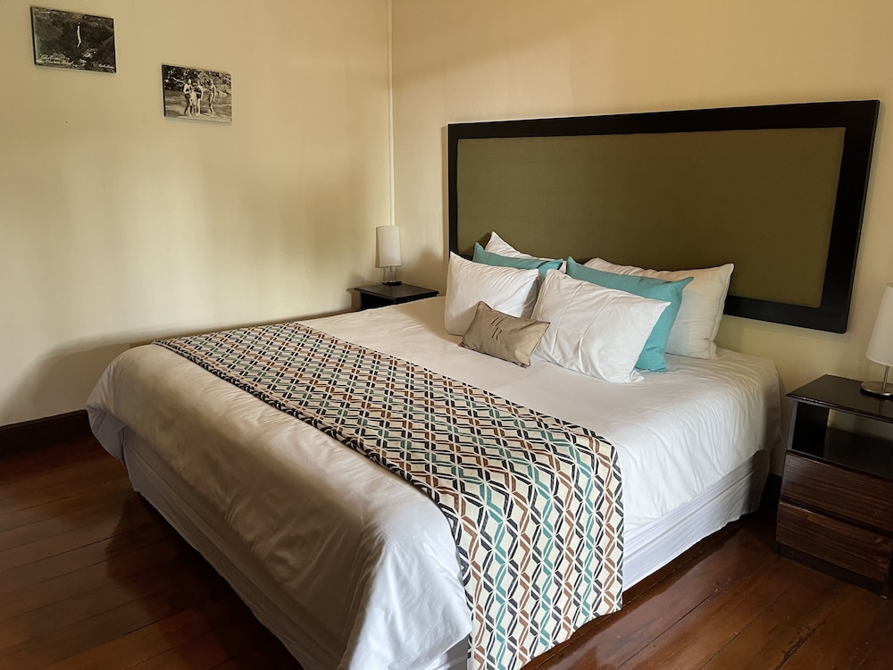 Superior Room, Mountain View