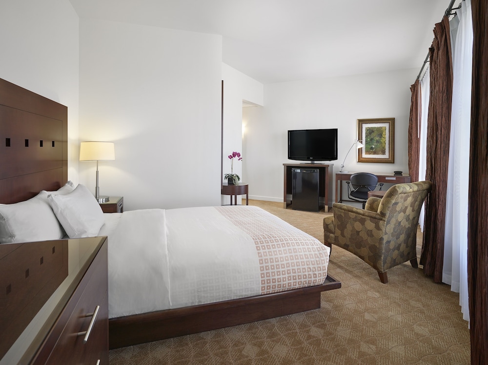 Deluxe Room, 1 Double Bed - Photo 1