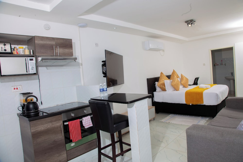 Deluxe Studio Suite, Garden View photo 2