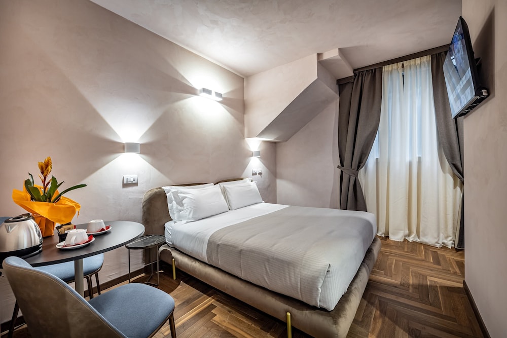 Economy Double Room, Garden View