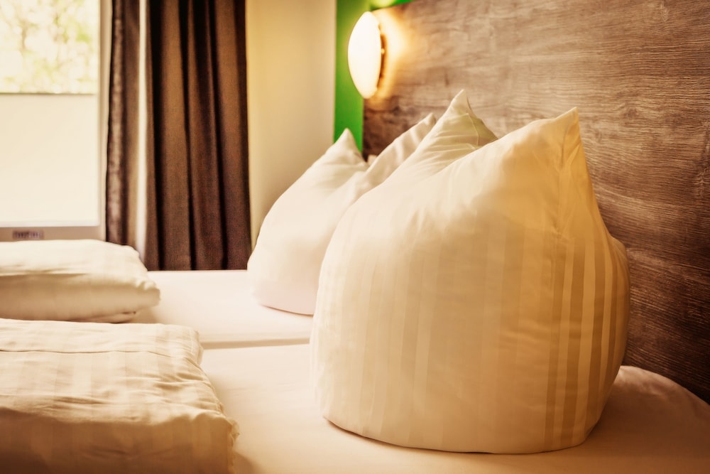 Single Room, 1 Twin Bed photo 3