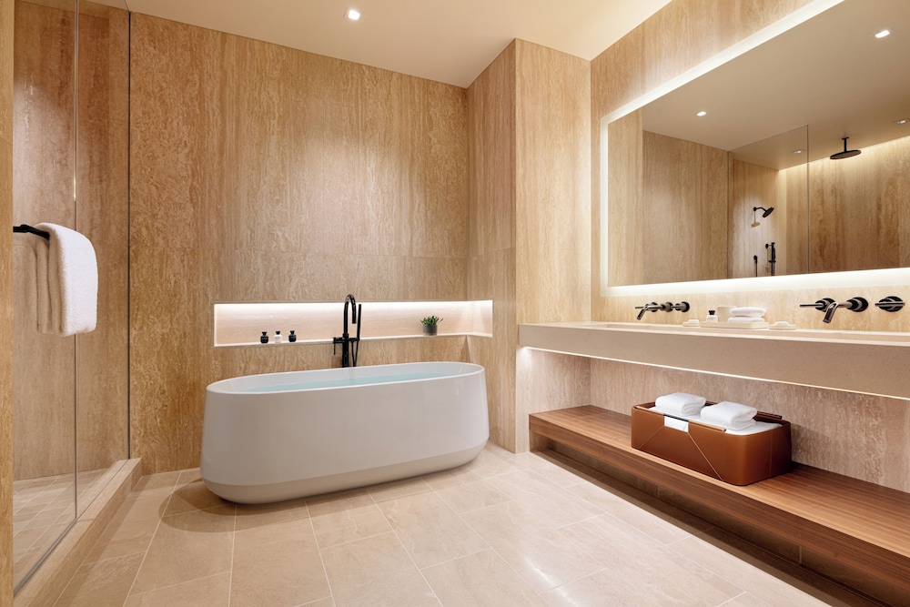 Vista King Suite
