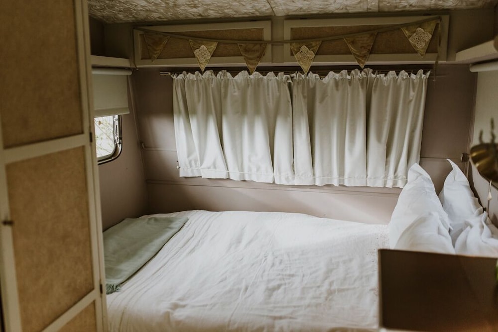 Basic Mobile Home, 1 Bedroom photo 2