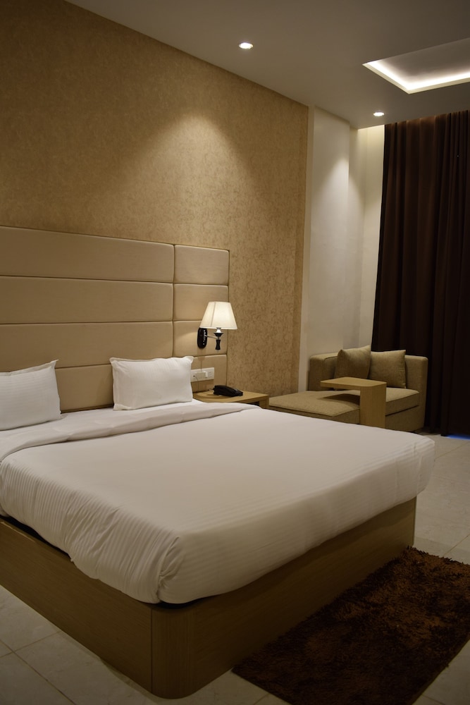 Club Room