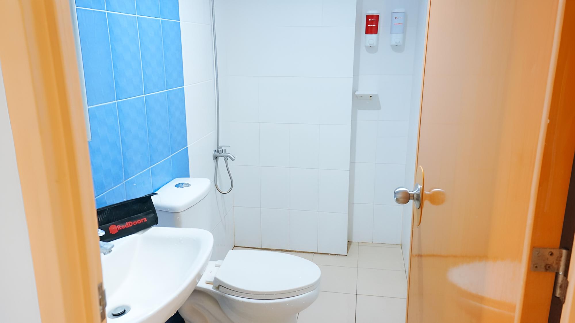 Double Room - Photo 14