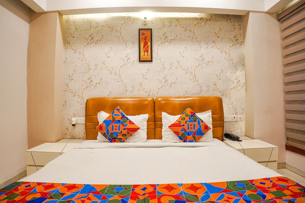 Deluxe Room - Photo 3
