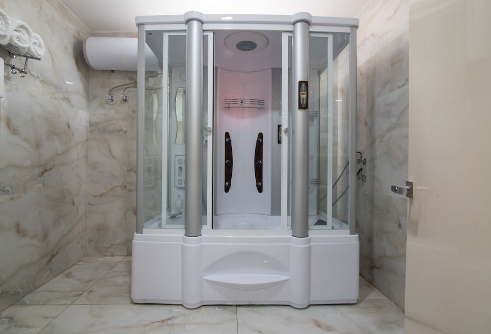 Rudra Super Deluxe Jacuzzi Rooms photo 2