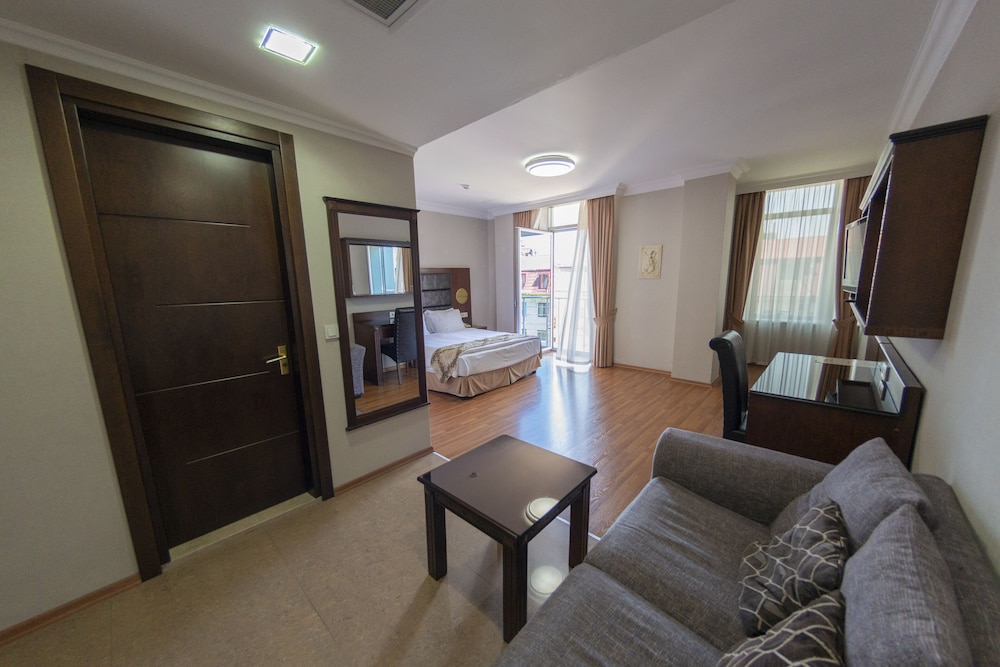 Premium Room