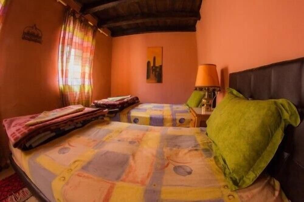 Double or Twin Room photo 3