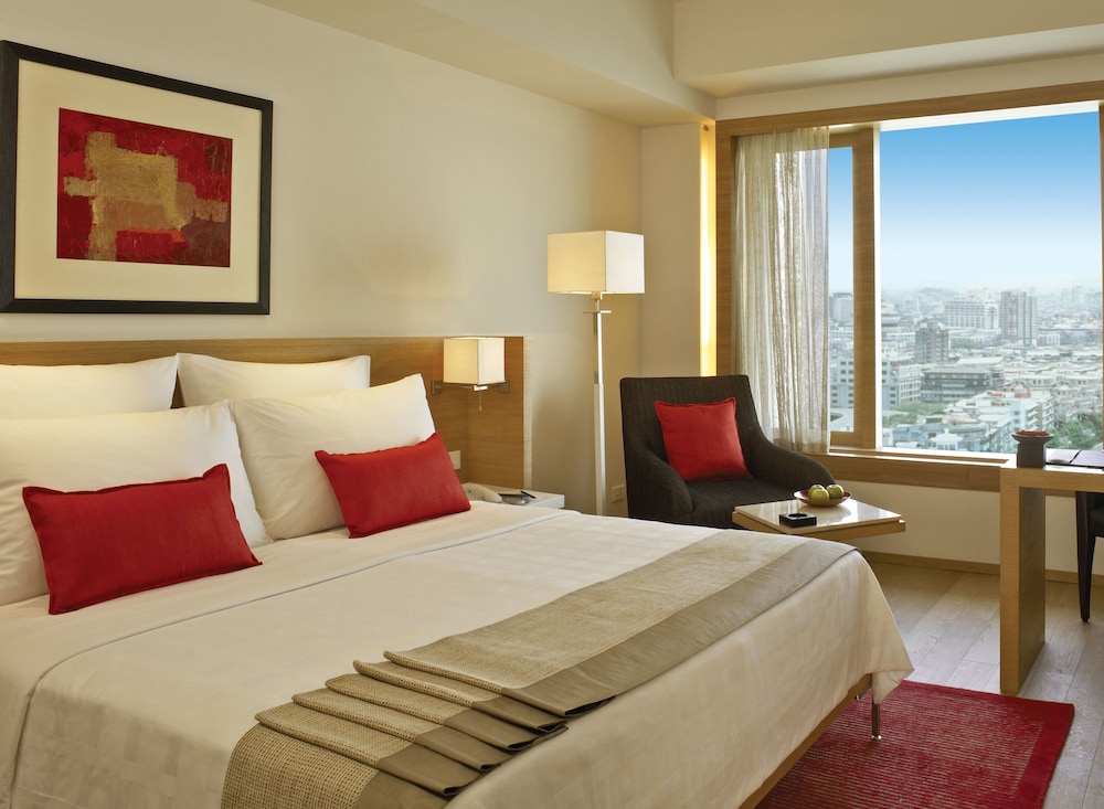 Available room