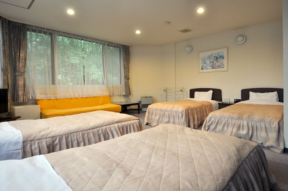 Quartet Room, Smoking (minimum four people use) photo 2