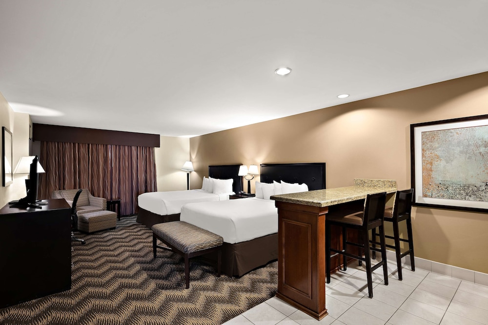 Standard Room, 2 Queen Beds, Non Smoking, Kitchen (Oversized Room, Full Kitchen) photo 1