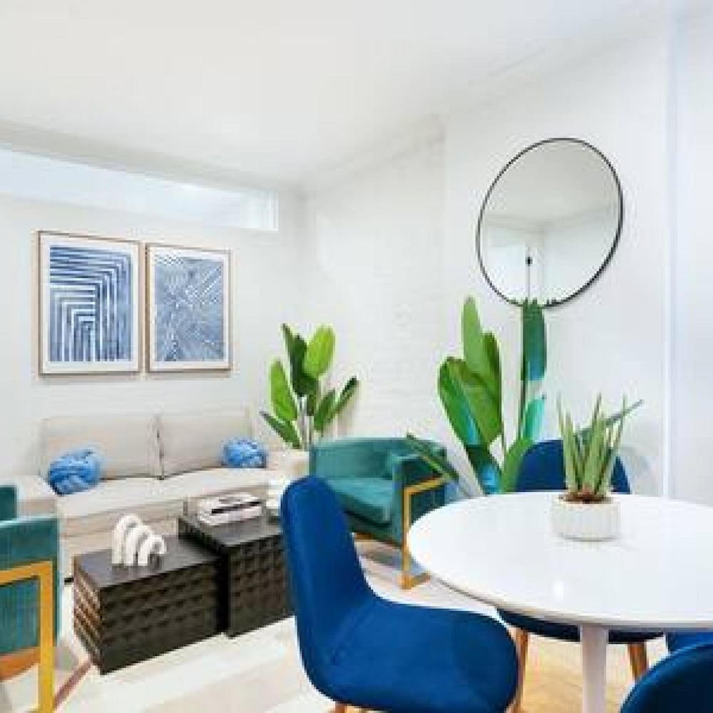 Apartment photo 1