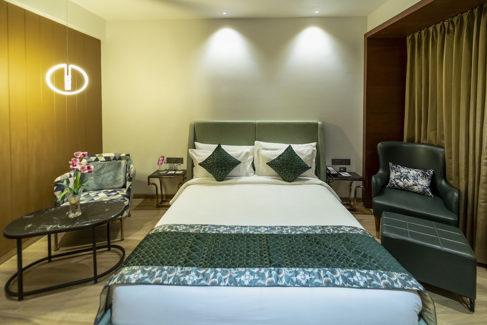 Executive Double Room - Photo 7