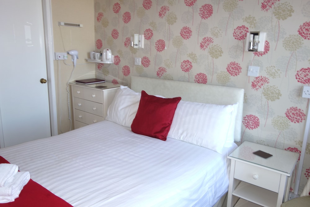 Double Room, Sea View (Small) photo 2