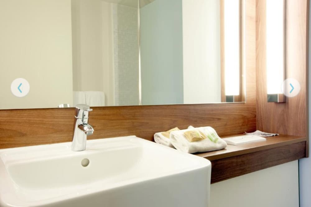 Standard Room, 2 Twin Beds