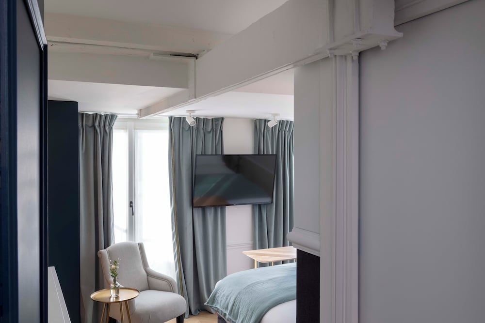 Romantic Double or Twin Room (Cosy) photo 2
