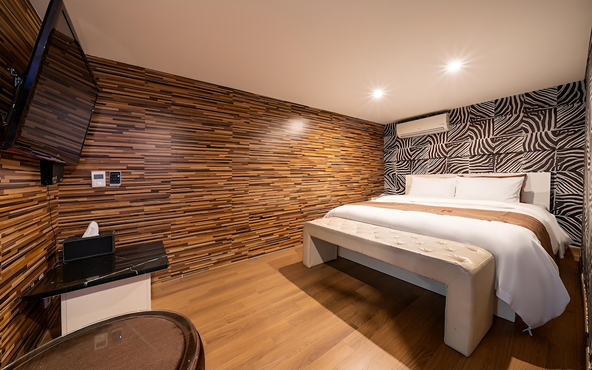 Room (VIP-Duplex) - Photo 14
