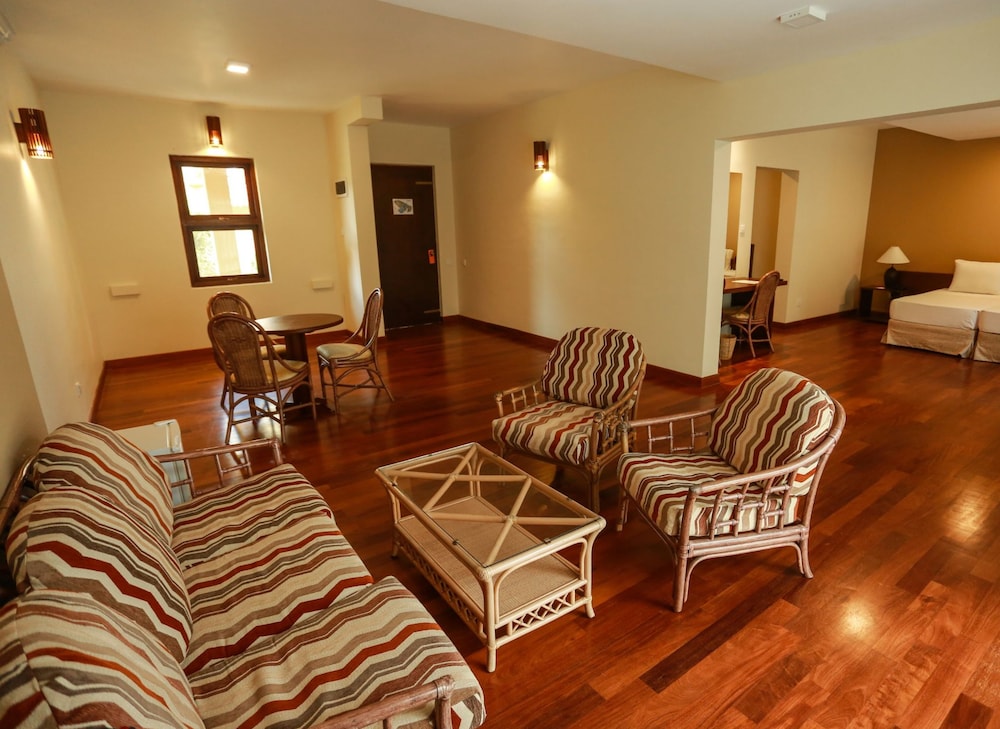 Premier Suite, 1 Bedroom, Garden View, Garden Area photo 3