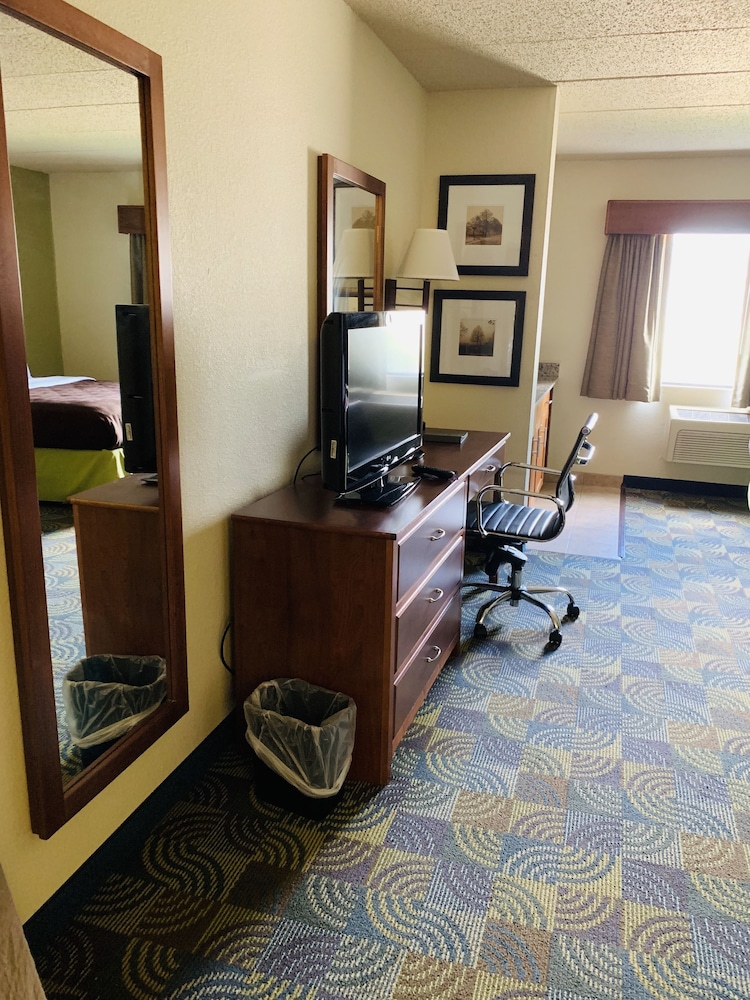 Room, 2 Queen Beds, Accessible, Non Smoking (Mobility) - Photo 28