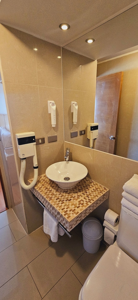 Superior Triple Room - Photo 7