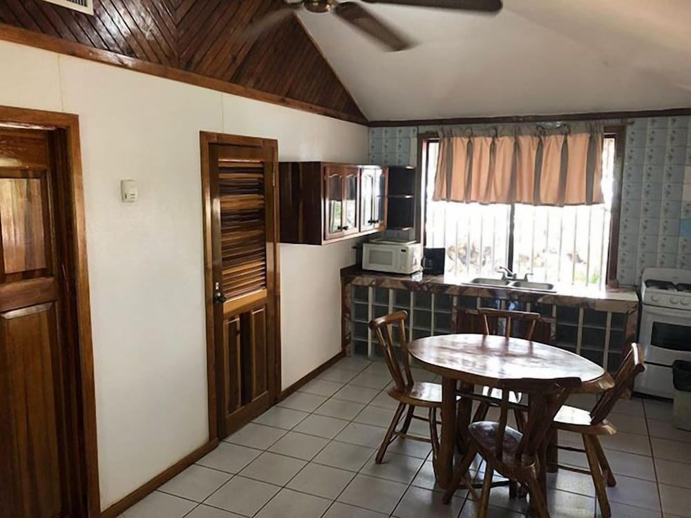 Cabin with two private bedrooms (WE9) photo 1